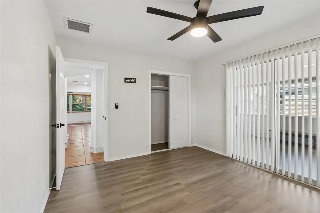 5857 4th Avenue N St Petersburg FL 33710