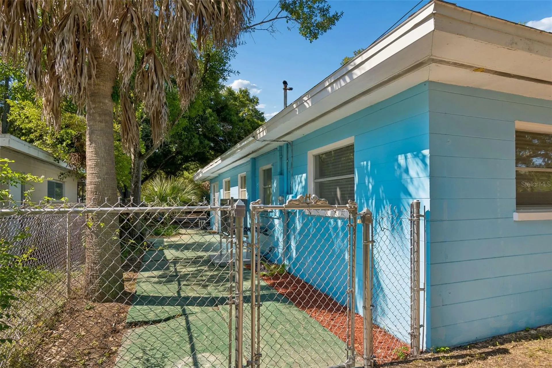 5857 4th Avenue N St Petersburg FL 33710