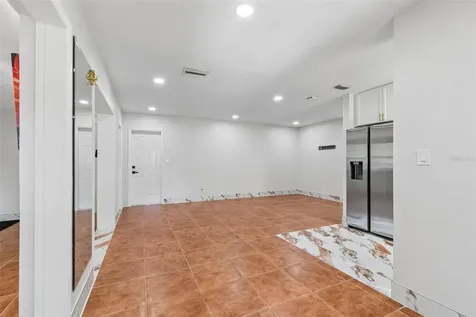 5857 4th Avenue N St Petersburg FL 33710