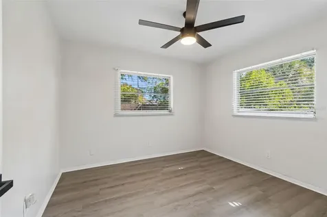 5857 4th Avenue N St Petersburg FL 33710