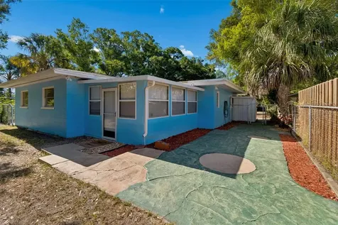 5857 4th Avenue N St Petersburg FL 33710