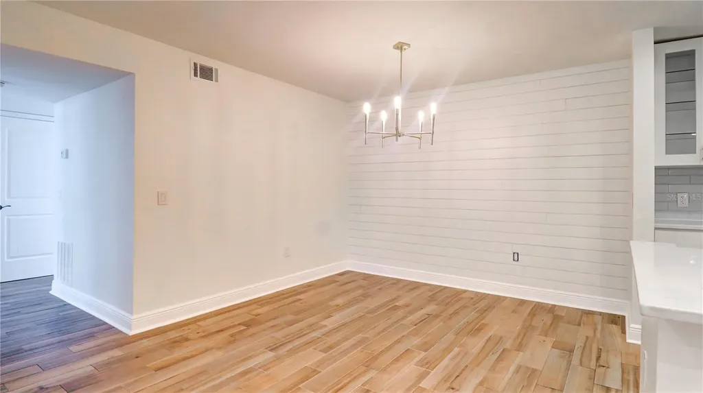 9481 Highland Oak Drive Tampa FL 33647