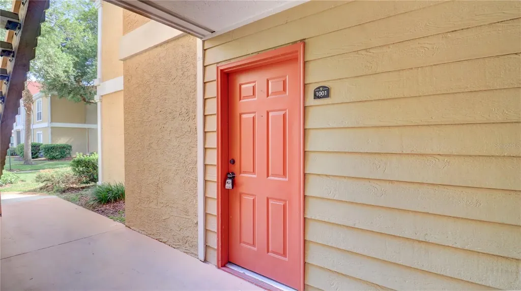 9481 Highland Oak Drive Tampa FL 33647