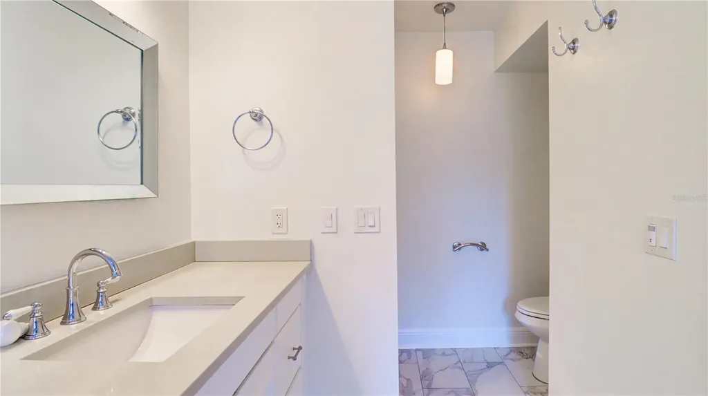 9481 Highland Oak Drive Tampa FL 33647