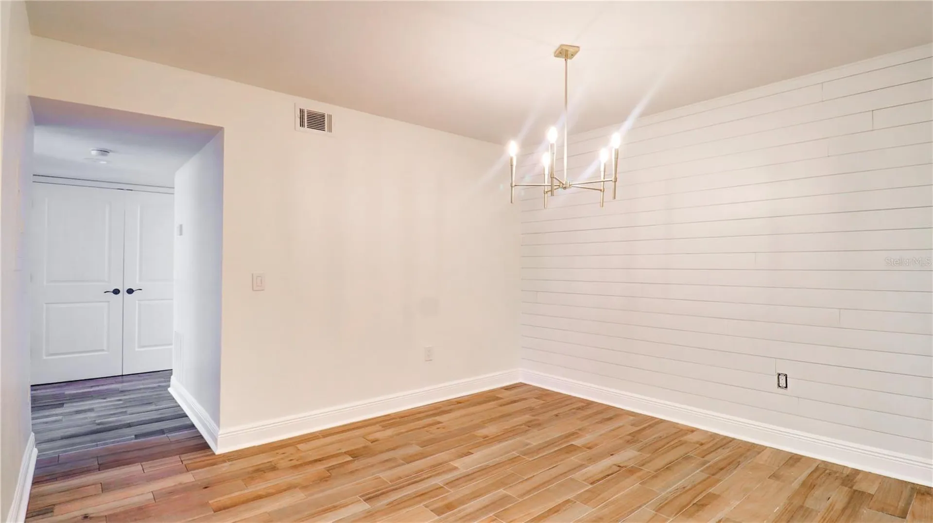 9481 Highland Oak Drive Tampa FL 33647