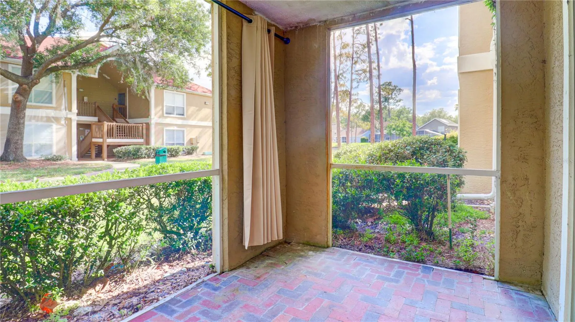 9481 Highland Oak Drive Tampa FL 33647
