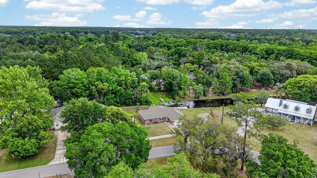 1505 Lakeside Drive Deland FL 32720