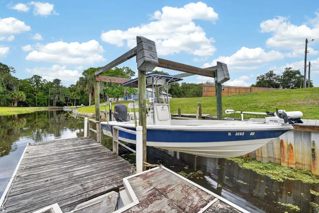 1505 Lakeside Drive Deland FL 32720