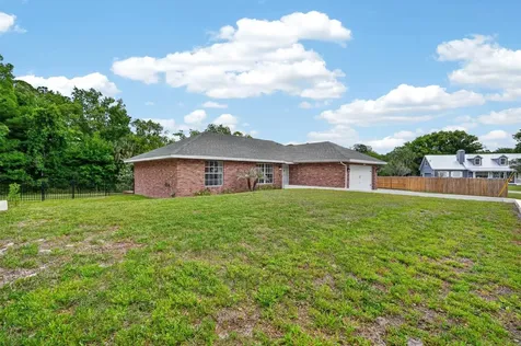 1505 Lakeside Drive Deland FL 32720