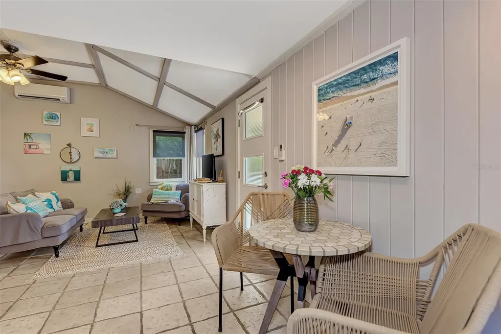 1045 40th Street Sarasota FL 34234