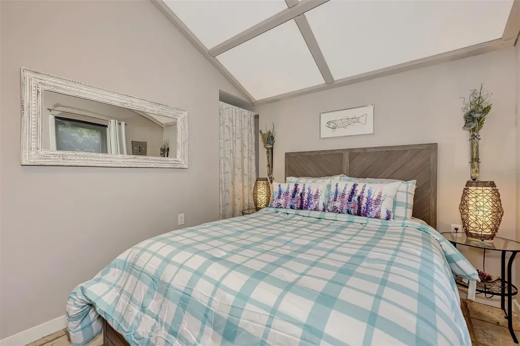 1045 40th Street Sarasota FL 34234