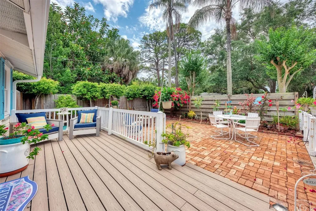 1045 40th Street Sarasota FL 34234