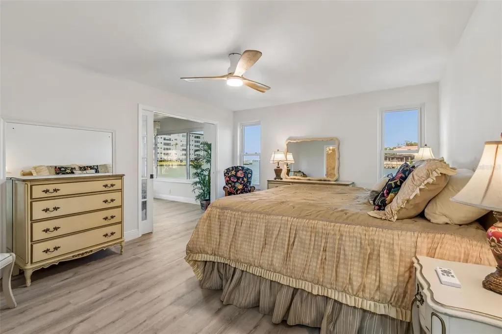 5960 30th Avenue S Gulfport FL 33707