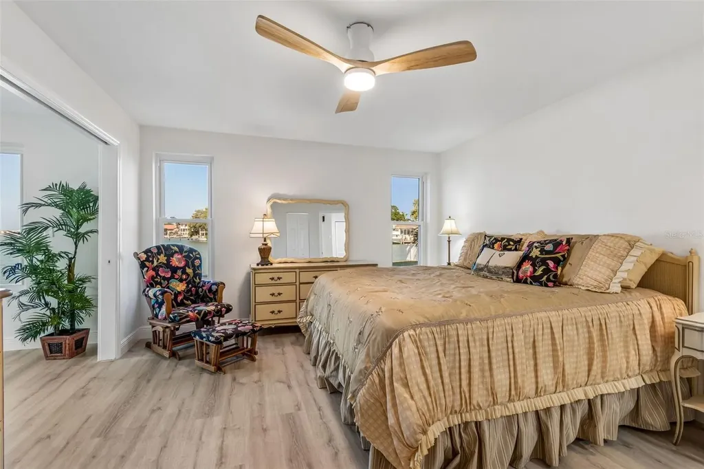 5960 30th Avenue S Gulfport FL 33707