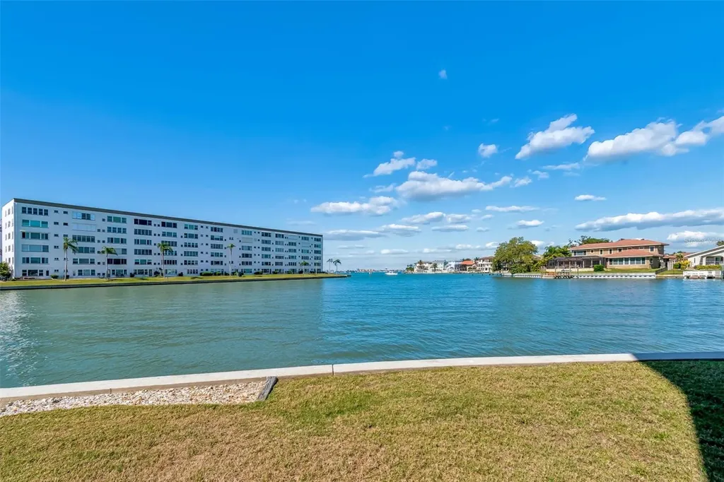 5960 30th Avenue S Gulfport FL 33707