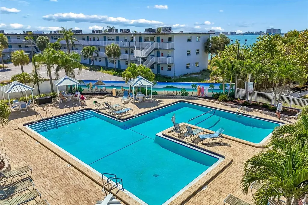 5960 30th Avenue S Gulfport FL 33707