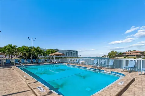 5960 30th Avenue S Gulfport FL 33707