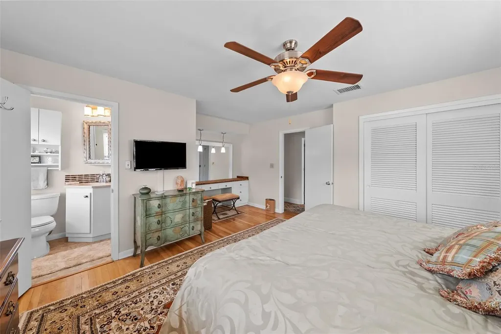4705 W San Rafael Street Tampa FL 33629