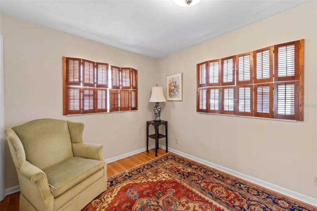 4705 W San Rafael Street Tampa FL 33629