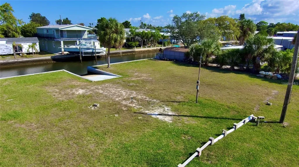 6731 Curlew Hudson FL 34667