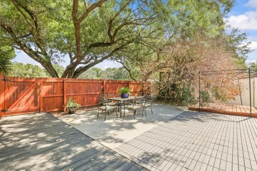 421 Benson Street Valrico FL 33594