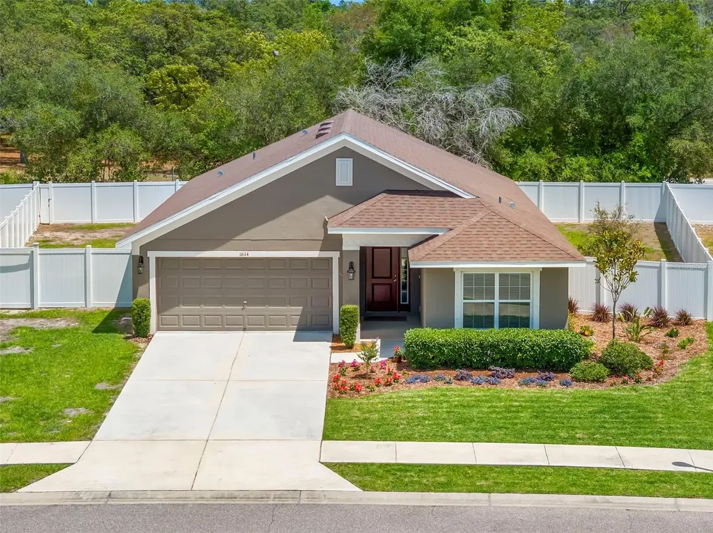 16114 Vine Cliff Avenue Hudson FL 34667