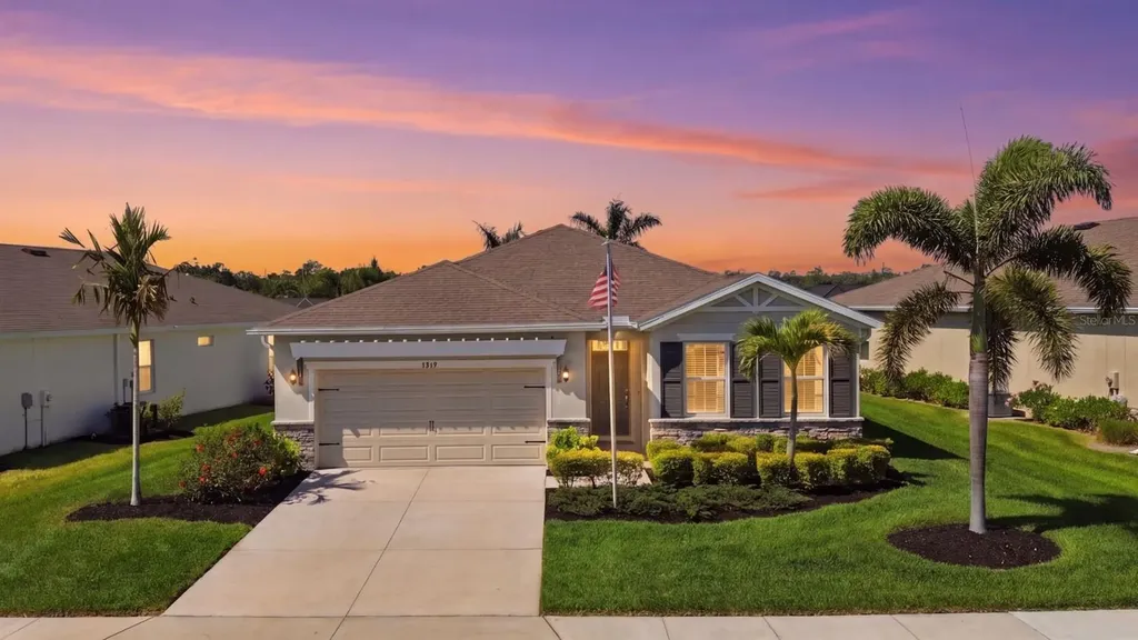 3827 Mossy Limb Court Palmetto FL 34221