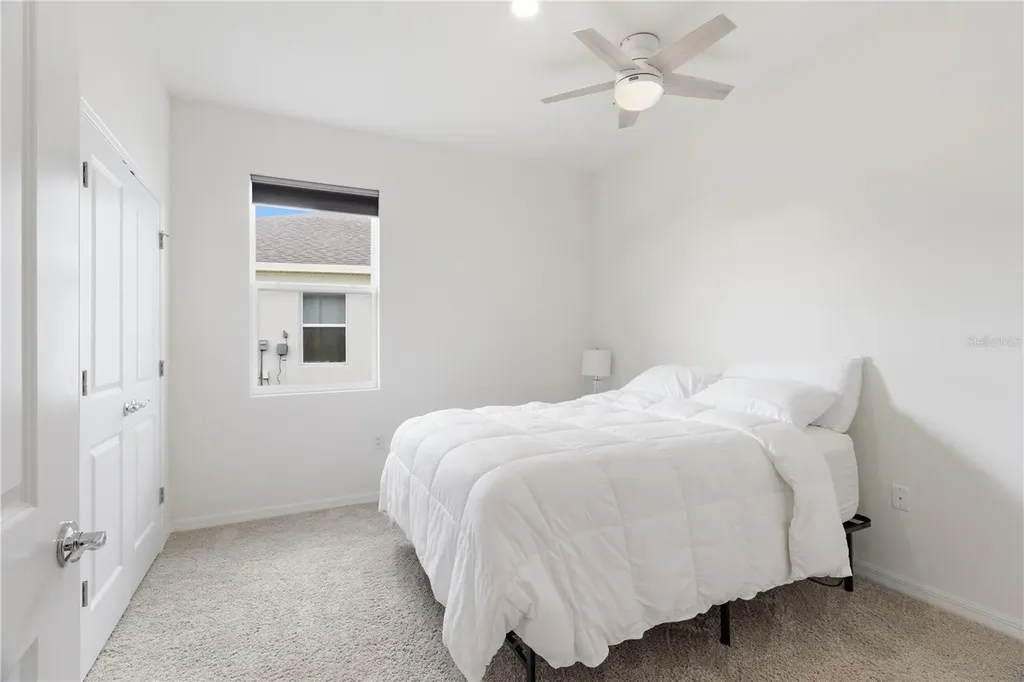 3827 Mossy Limb Court Palmetto FL 34221