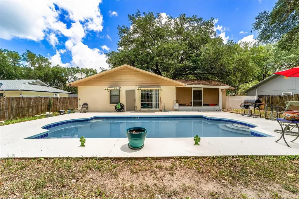 38 Almond Pass Drive Ocala FL 34472