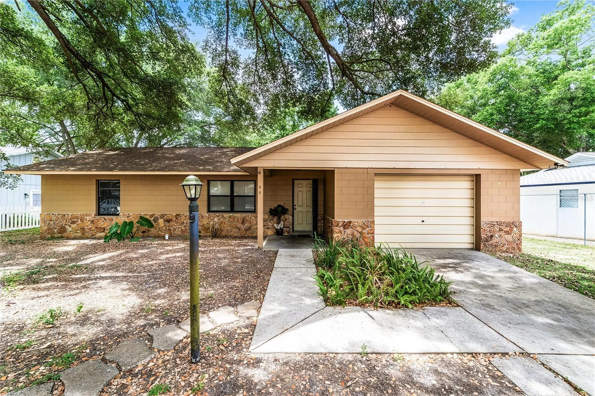 38 Almond Pass Drive Ocala FL 34472