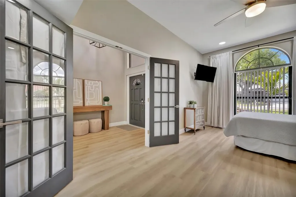 15507 Fentress Court Tampa FL 33647
