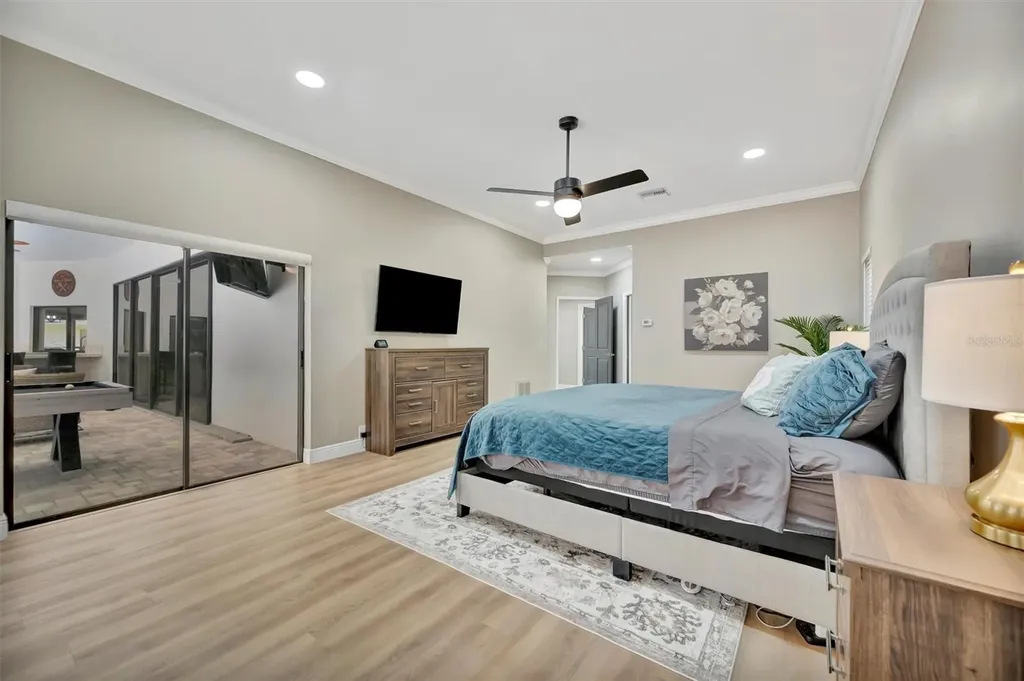 15507 Fentress Court Tampa FL 33647
