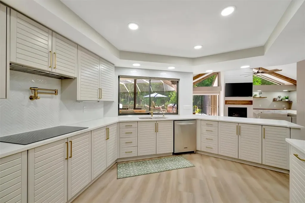 15507 Fentress Court Tampa FL 33647