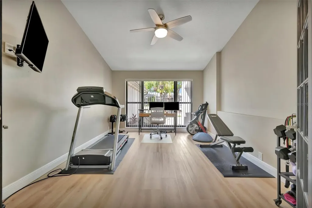 15507 Fentress Court Tampa FL 33647