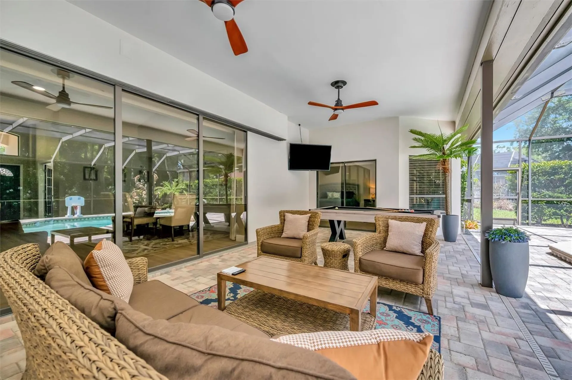 15507 Fentress Court Tampa FL 33647