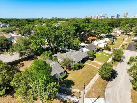 2222 Valencia Road Orlando FL 32803
