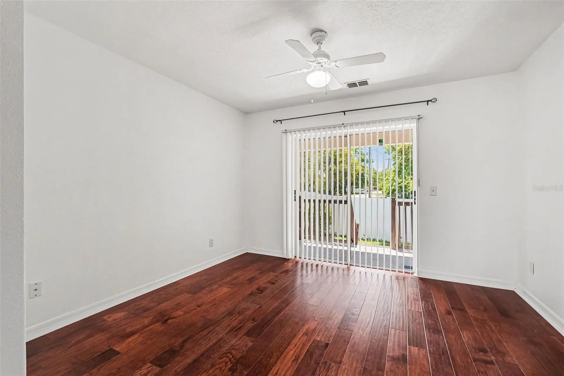 1702 W North Street Tampa FL 33604