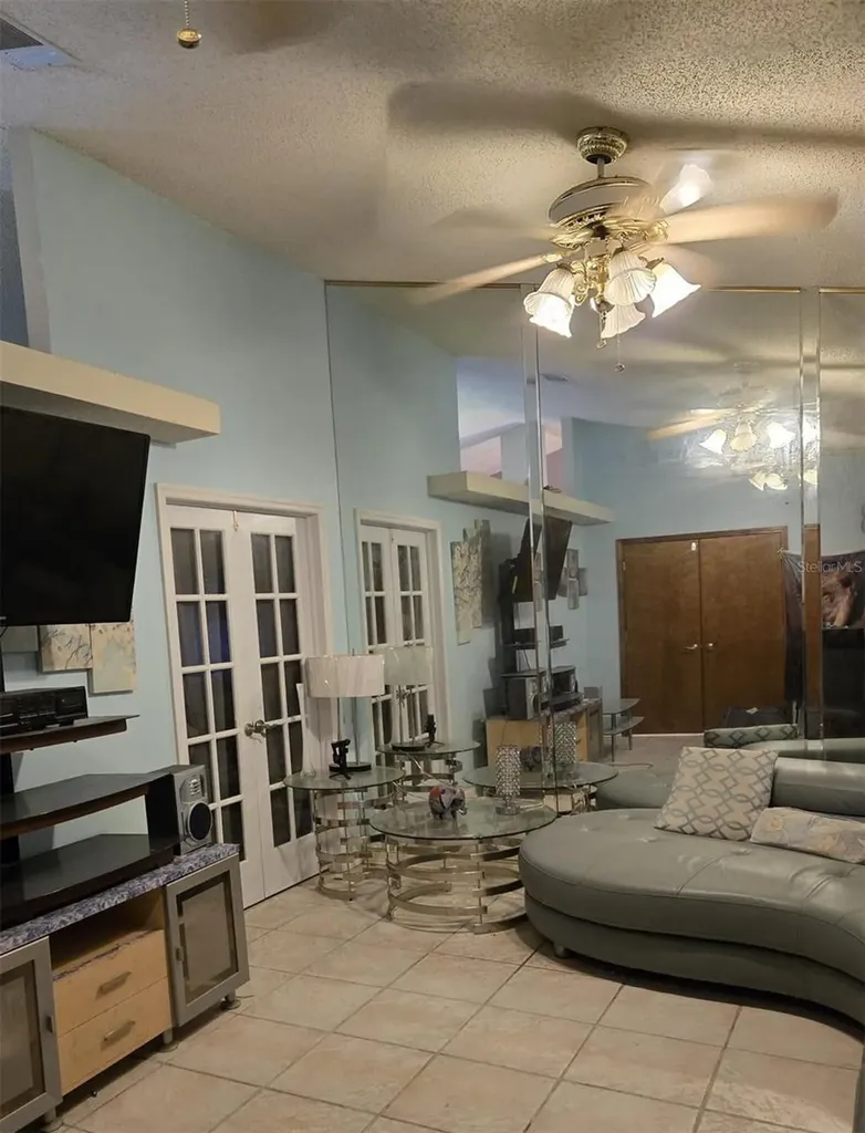 1406 Kingston Way Kissimmee FL 34744