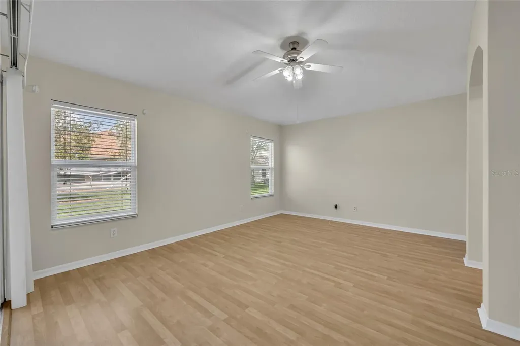 21630 Regency Park Lane Leesburg FL 34748