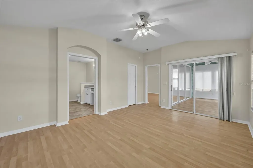 21630 Regency Park Lane Leesburg FL 34748