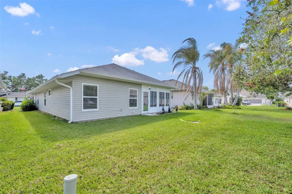 21630 Regency Park Lane Leesburg FL 34748