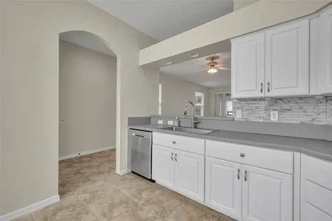 21630 Regency Park Lane Leesburg FL 34748
