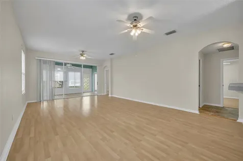 21630 Regency Park Lane Leesburg FL 34748