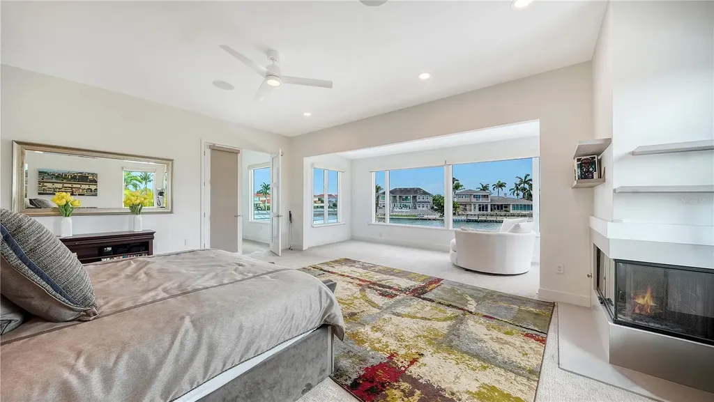 7689 Cove Terrace Sarasota FL 34231