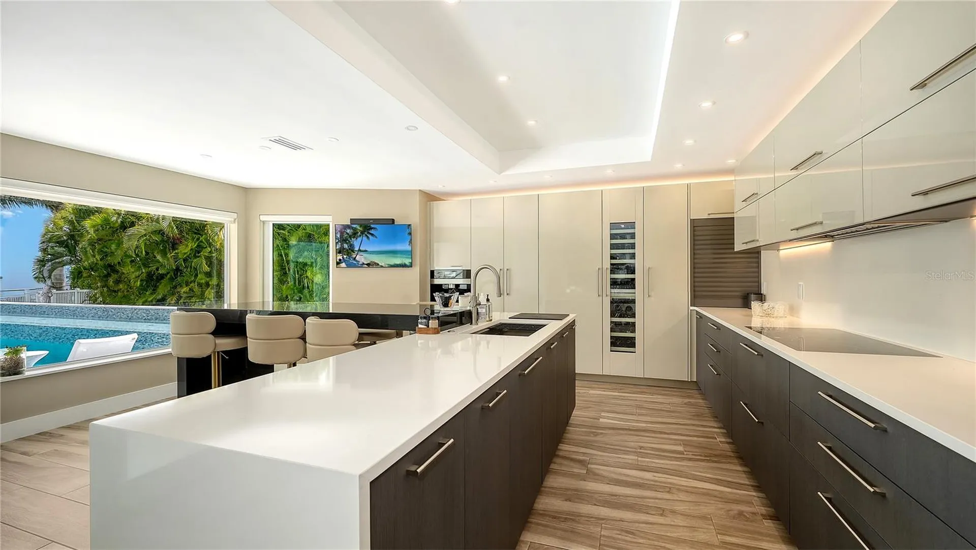 7689 Cove Terrace Sarasota FL 34231