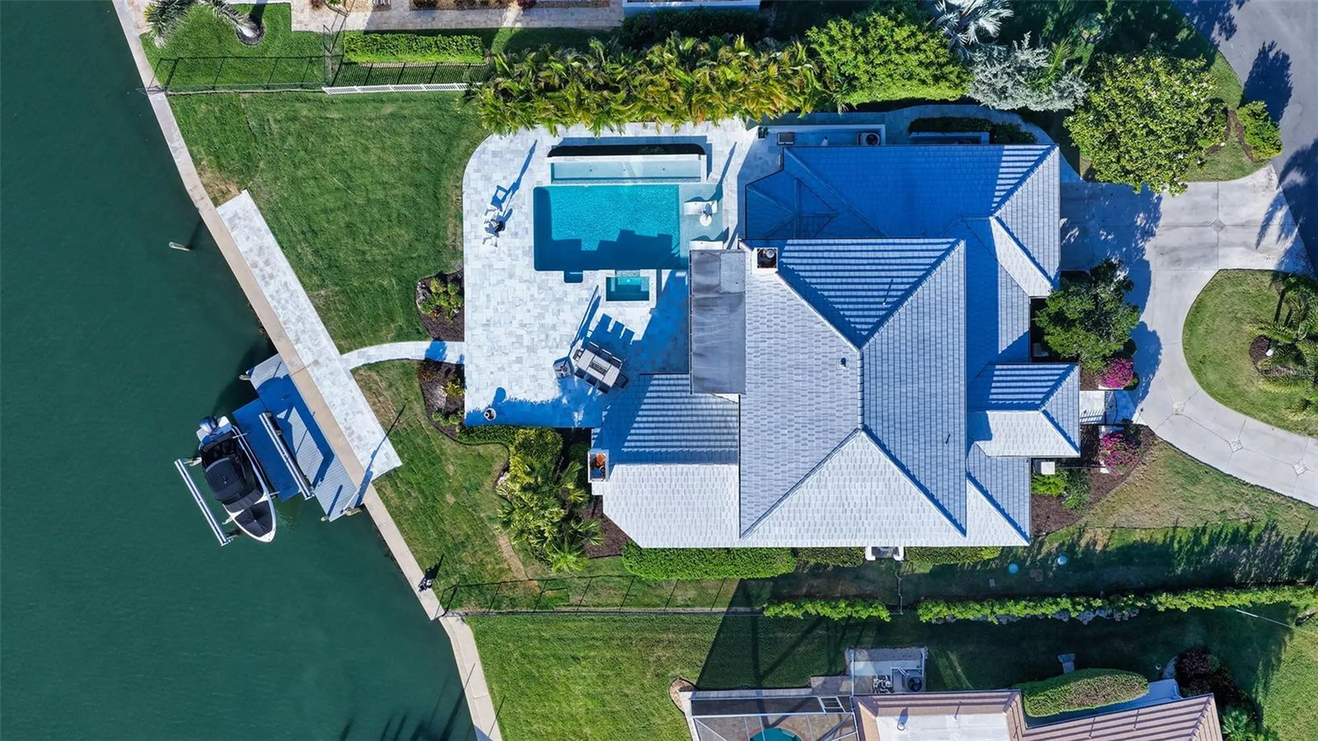 7689 Cove Terrace Sarasota FL 34231