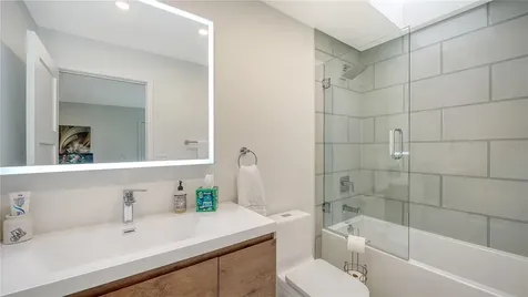7689 Cove Terrace Sarasota FL 34231