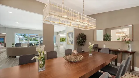 7689 Cove Terrace Sarasota FL 34231