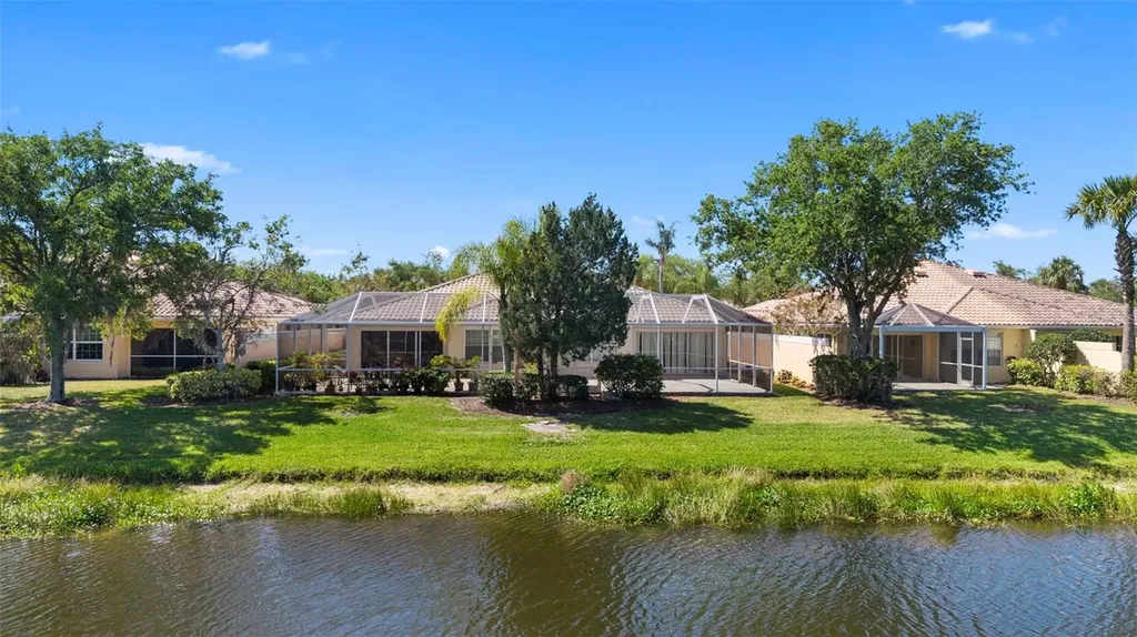 5860 Helicon Place Sarasota FL 34238