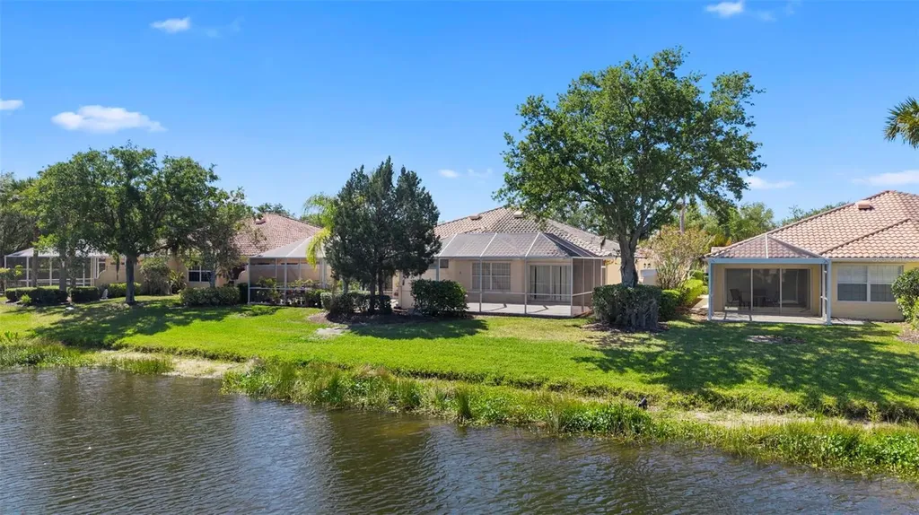 5860 Helicon Place Sarasota FL 34238